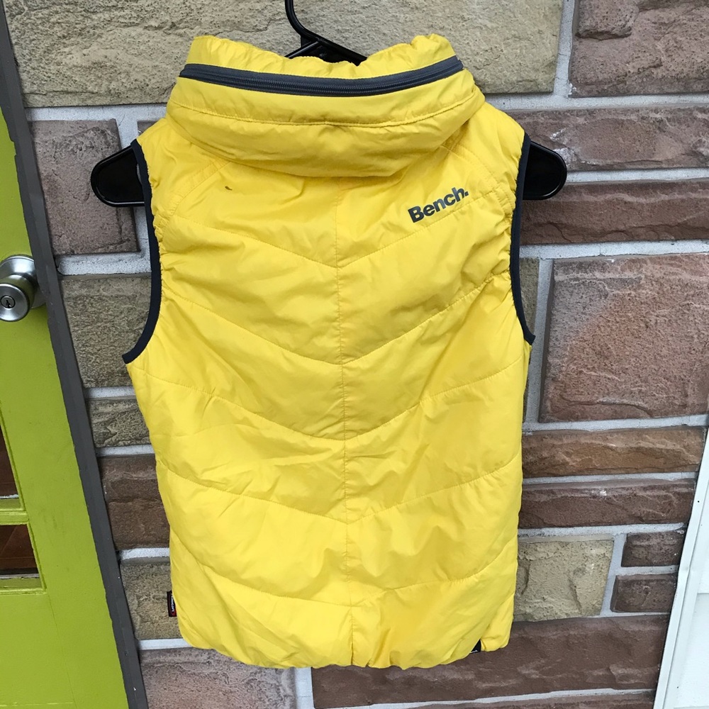 Bench Vest - Picture 3 of 7